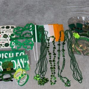 St. Patrick's Day Party Supplies Set - Green and Orange
